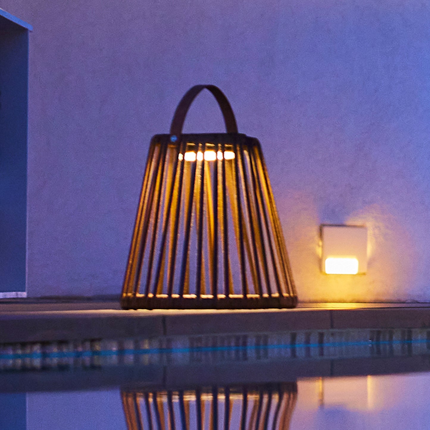 Lanterne solaire décorative avec base LED solaire rechargeable LED blanc chaud EVANIA H28cm