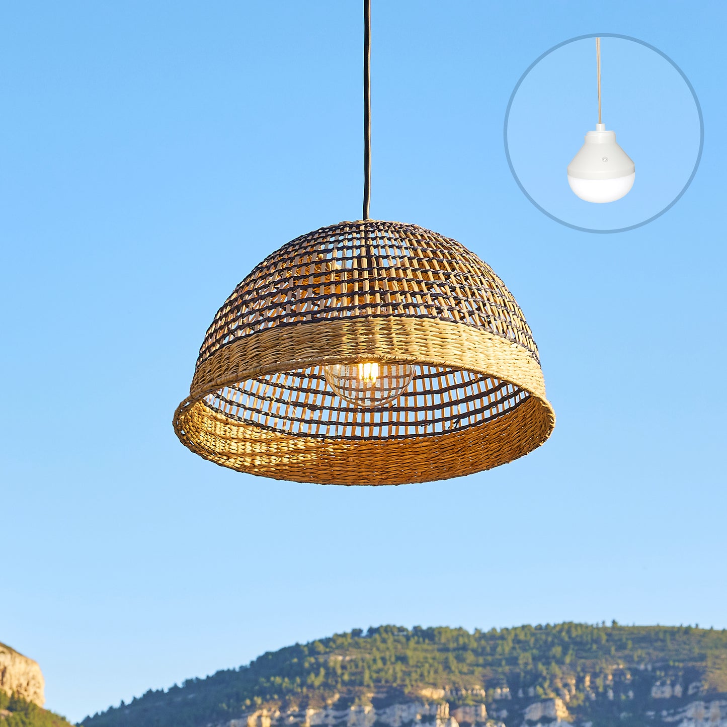 Suspension CESARE NOMAD en herbe marine naturelle style bohème avec ampoule LED nomade