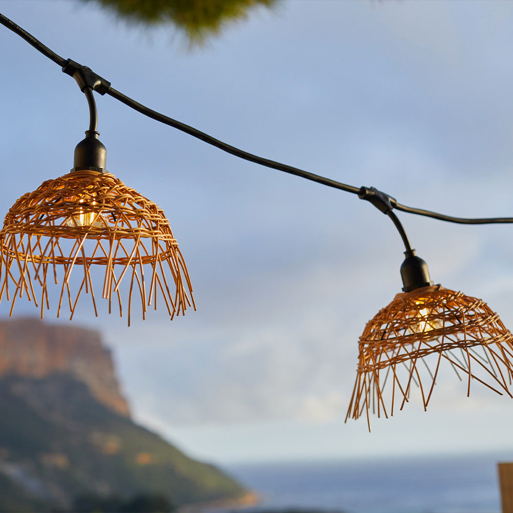 Guirlande lumineuse extérieure raccordable 82m avec 200 ampoules LED filament E27 blanc chaud HAWAII LIGHT Abat-jour polyrotin bohème