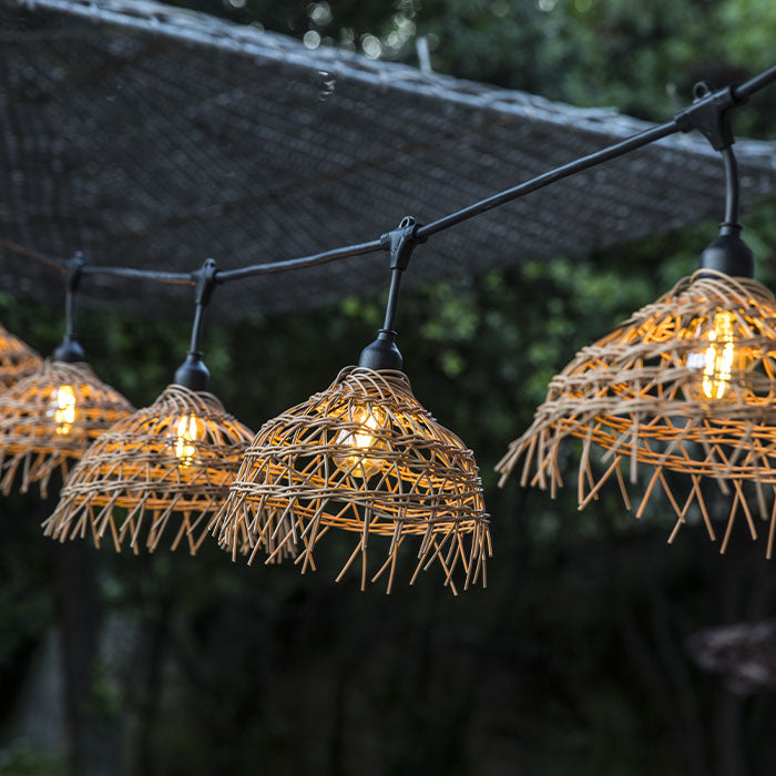 Guirlande lumineuse extérieure raccordable 82m avec 200 ampoules LED filament E27 blanc chaud HAWAII LIGHT Abat-jour polyrotin bohème