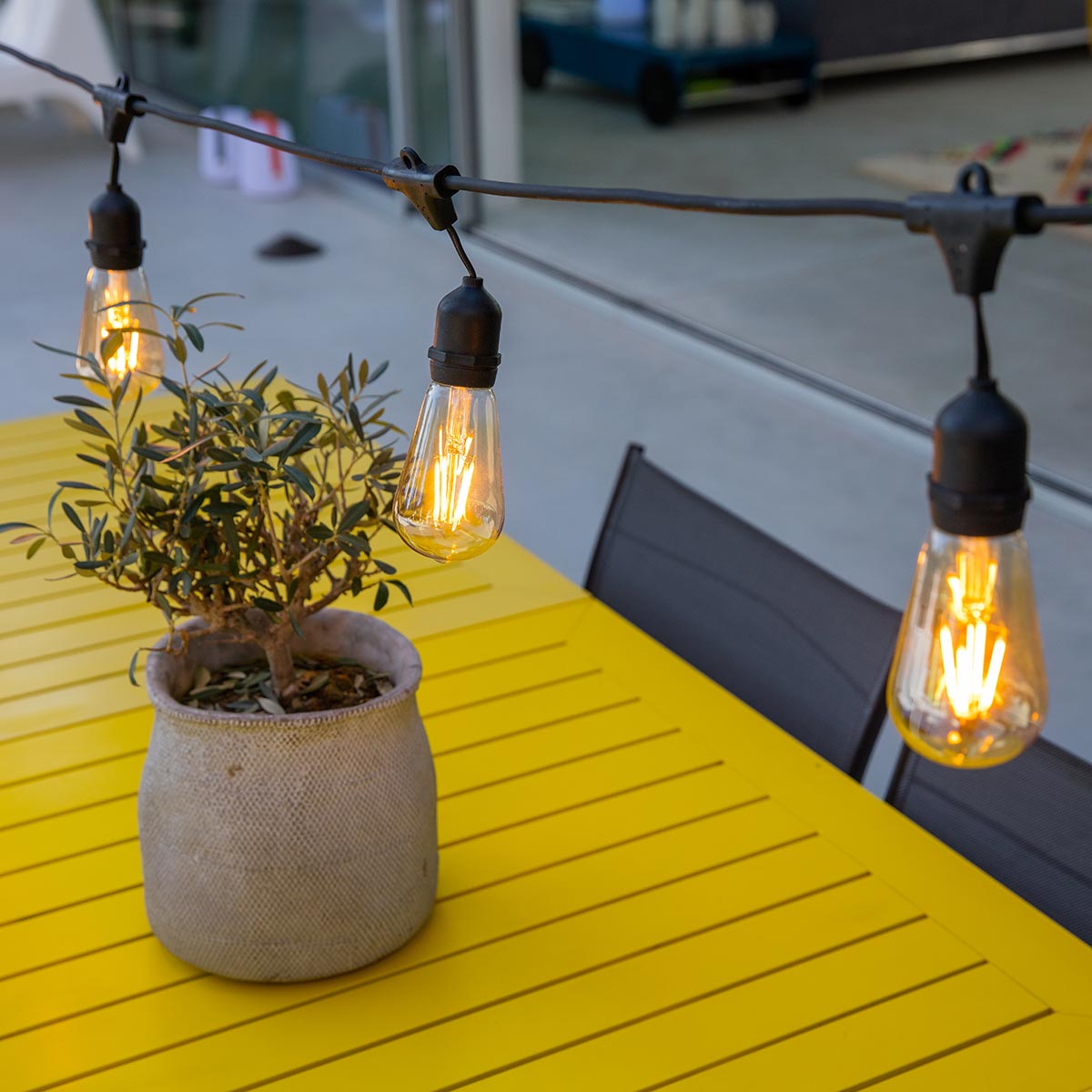 Guirlande lumineuse extérieure raccordable 26m avec 60 ampoules LED filament E27 blanc chaud MAFY LIGHT