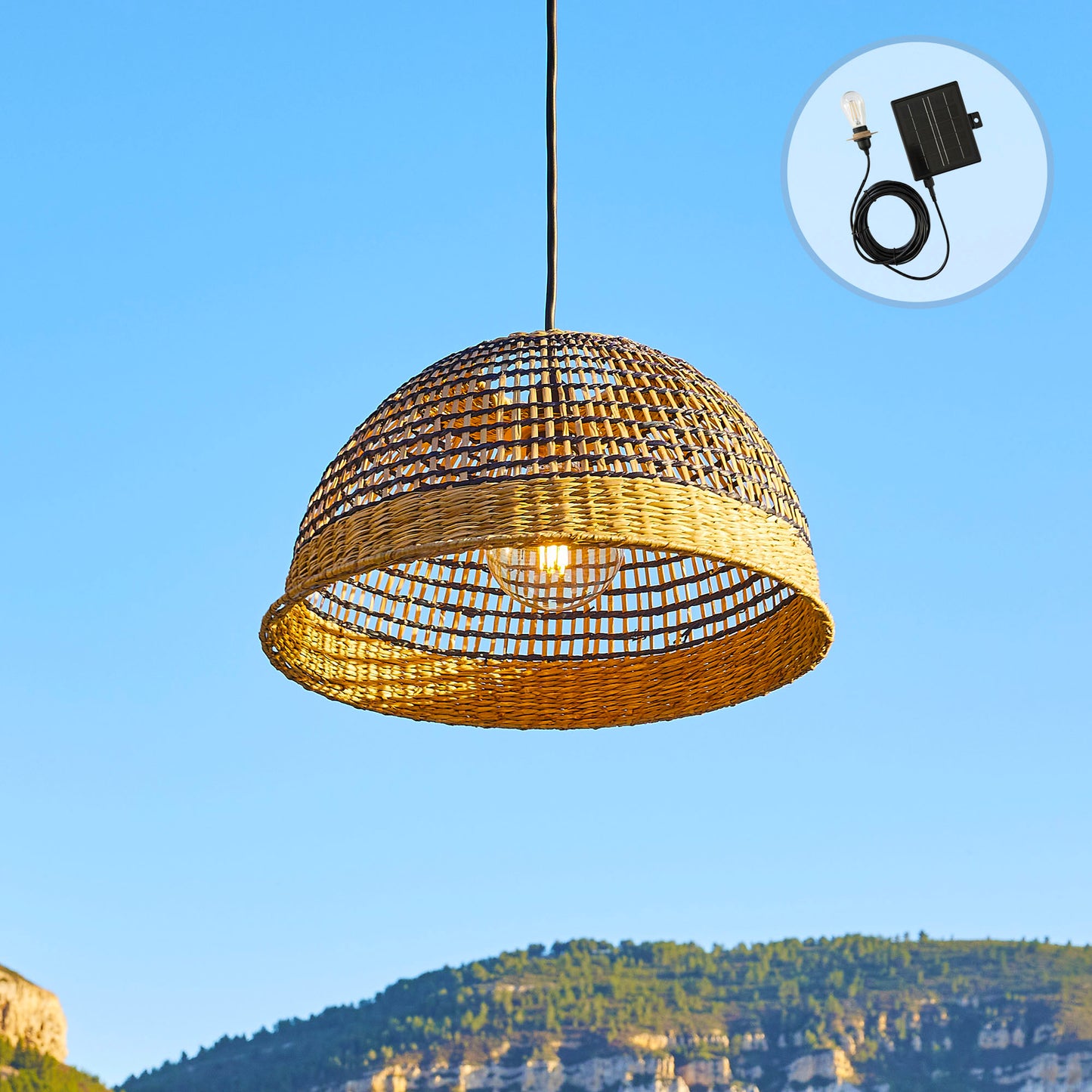 Suspension solaire CESARE SOLAR en herbe marine avec câble hybride secteur et solaire 5m de longueur