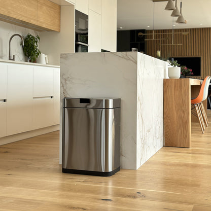 Poubelle de cuisine automatique design 60L DAYTONA en acier INOX avec cerclage