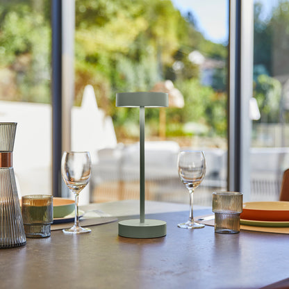 Lampe de table sans fil dimmable en aluminium couleur sauge LED SANDY SAGE H33 cm