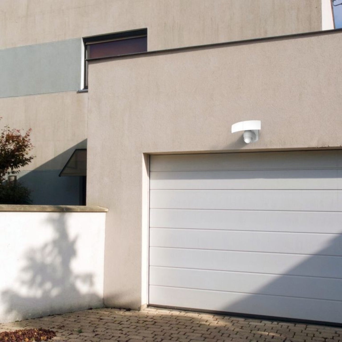 Double projecteur mural sur secteur blanc deux têtes orientables avec détecteur de mouvement ARC LED blanc froid H15,6cm