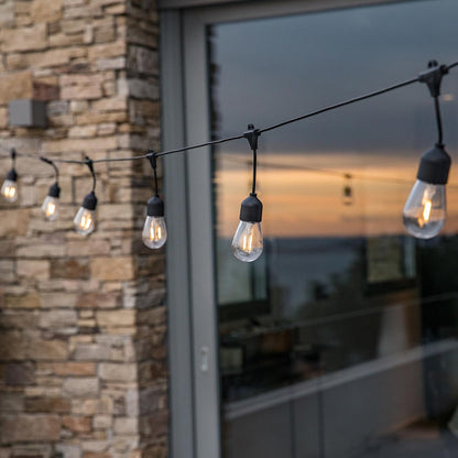 Guirlande lumineuse solaire 10 ampoules à filament vintage LED blanc chaud MAFY SOLAR 6.50m - REDDECO.com