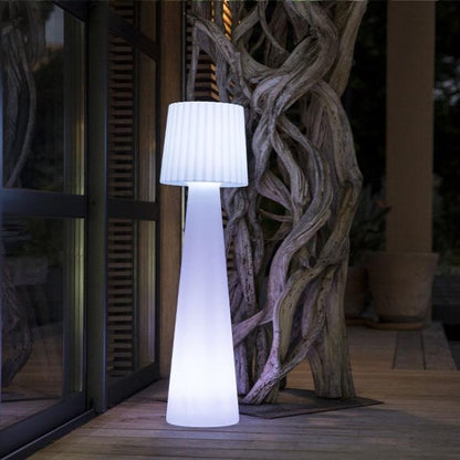 Lampadaire design sans fil LED abat-jour ondulé multicolore dimmable LADY H110cm avec télécommande - REDDECO.com